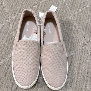 Old Navy Perforated Faux-Suede Slip-ons. NWT Women’s size 6